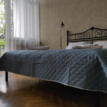 Tranquil Apartment In Vake 트빌리시 외부 사진