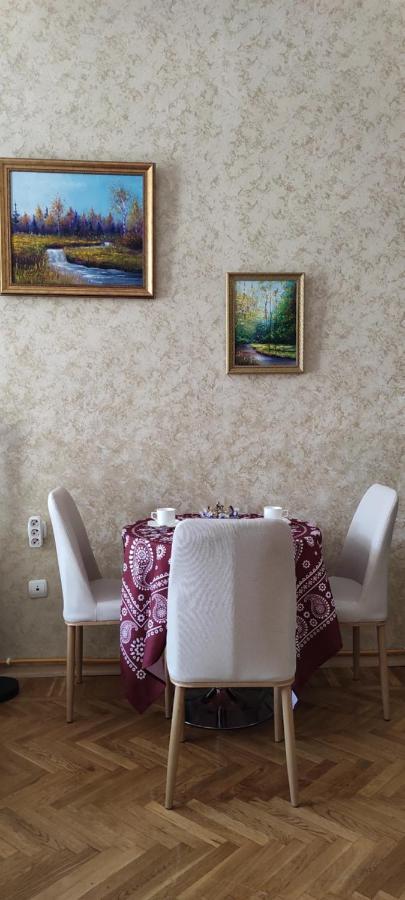 Tranquil Apartment In Vake 트빌리시 외부 사진