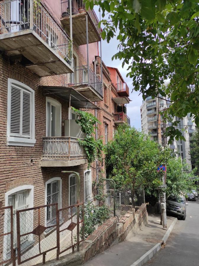 Tranquil Apartment In Vake 트빌리시 외부 사진